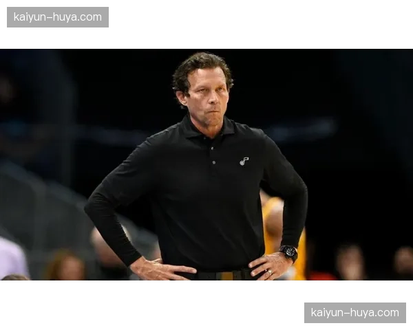 哈迪调整爵士战术重心：增加无球掩护和空切配合提升进攻参与度